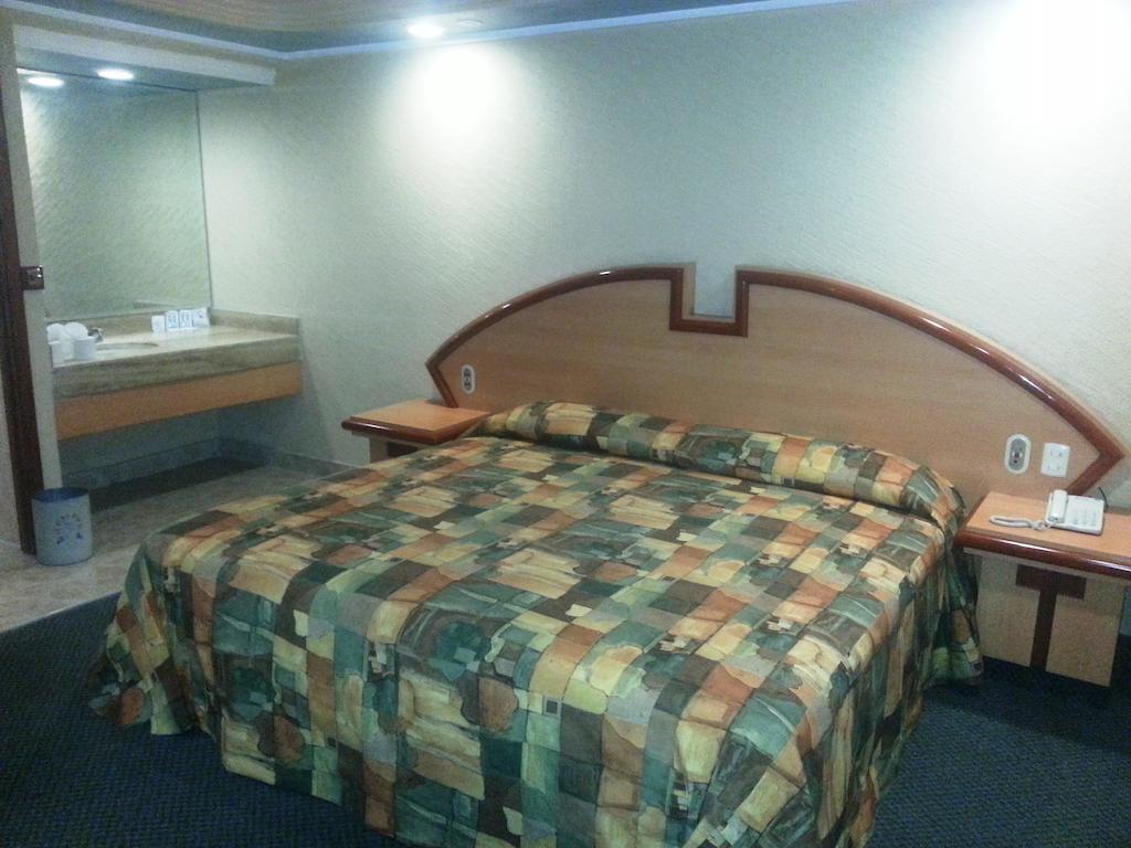 Hotel Los Reyes La Paz Номер фото
